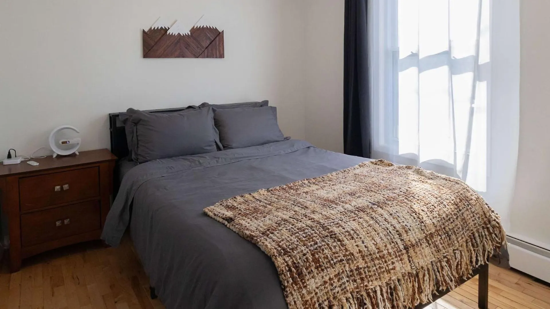 Appartamento Historic Ramsay Retreat By Calgary Stampede